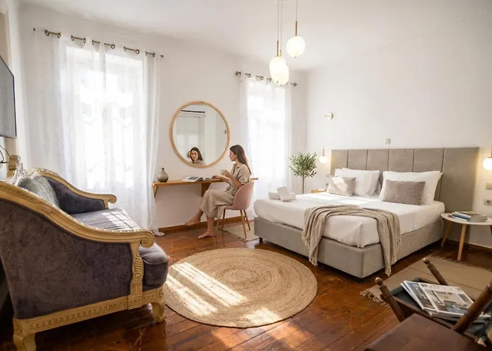 Apeiron Acropolis Suites